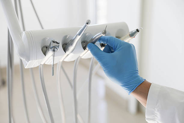 Professional Dental Crowns And Bridges technician working in San Rafael, NM